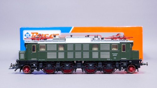 Roco 43717 locomotiva - h0,
